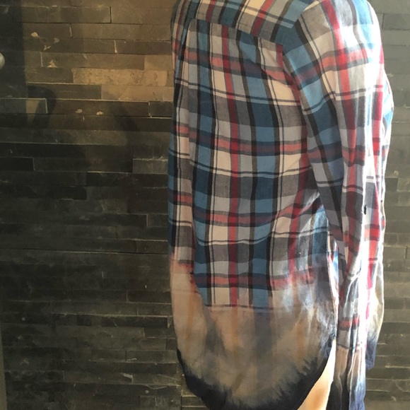 Box plaid ombré hand dyed shirt by Forever 21 SM - Picture 7 of 14